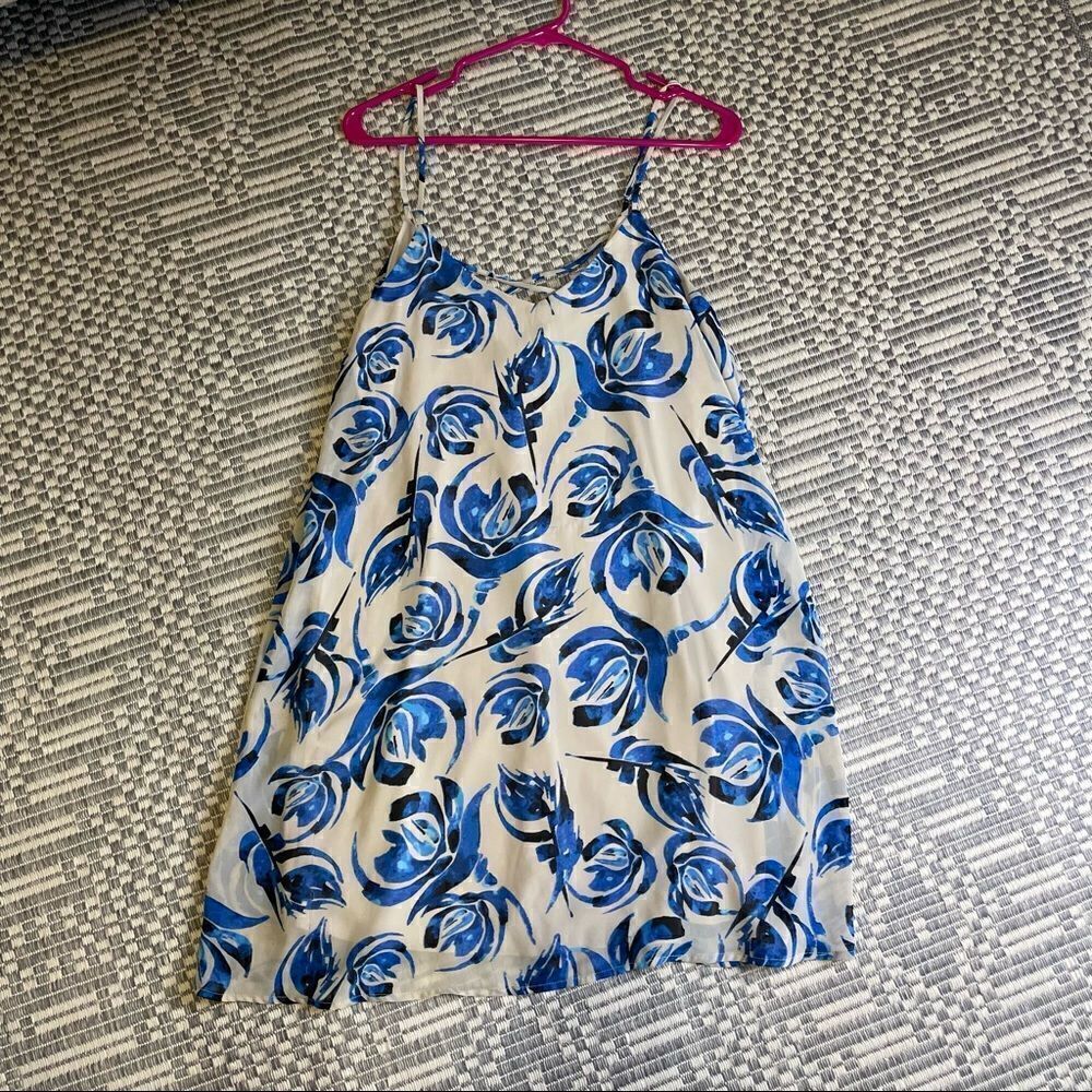 Everly Floral Summer Dress size Medium